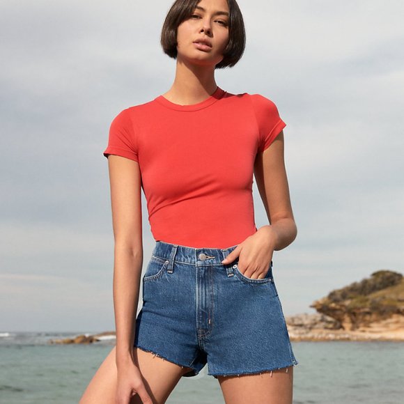 Sunday Best Max Mid Rise Shorts - Picture 3 of 16